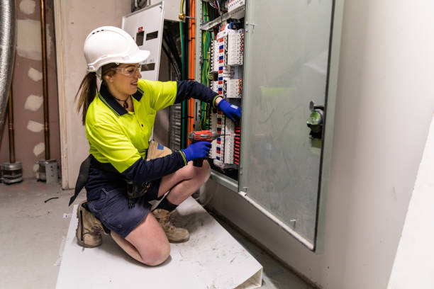 Best Licensed Electrician  in New Hope, OR